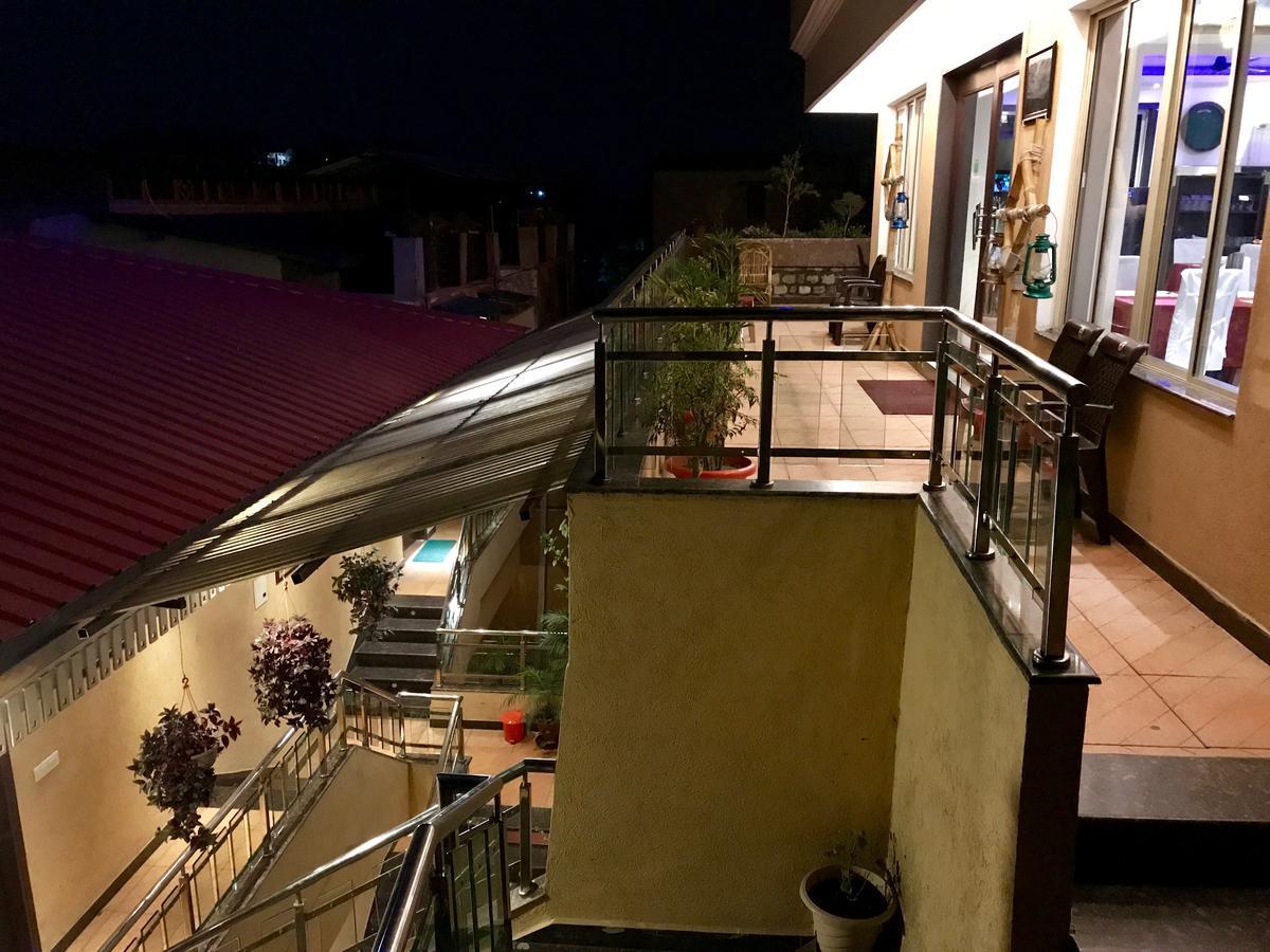 The Tal Paradise Bhīm Tāl Extérieur photo