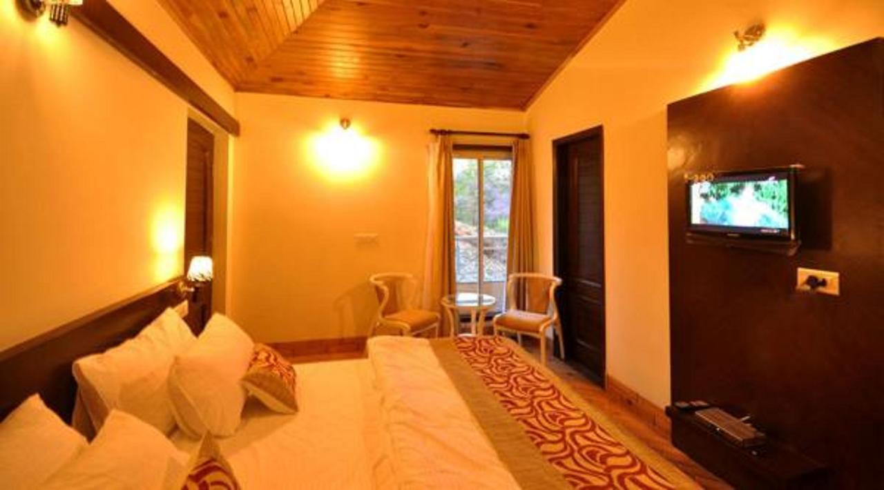 The Tal Paradise Bhīm Tāl Extérieur photo